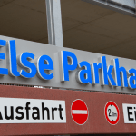 Else-Parkhaus, Bünde - Lichtwerbung-Tageswirkung