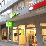 Oxfam in Karlsruhe - Werbeanlagen außen