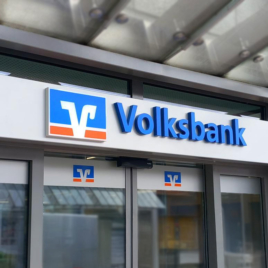 Leuchtwerbung der Volksbank in Bielefeld-Schildesche Leuchtwerbung der Volksbank in Bielefeld-Schildesche